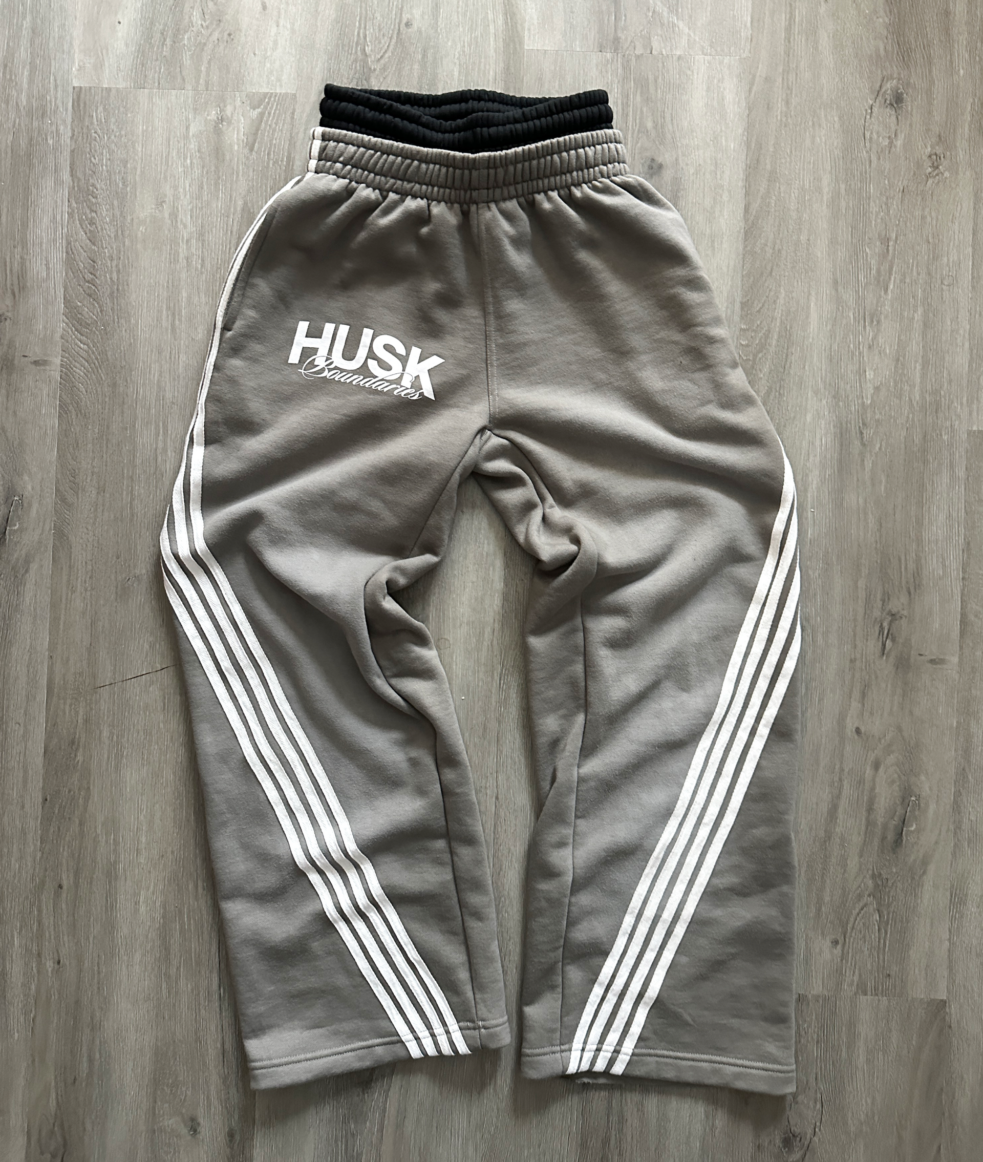 HB DOUBLE SWEATS CONCRETE GREY